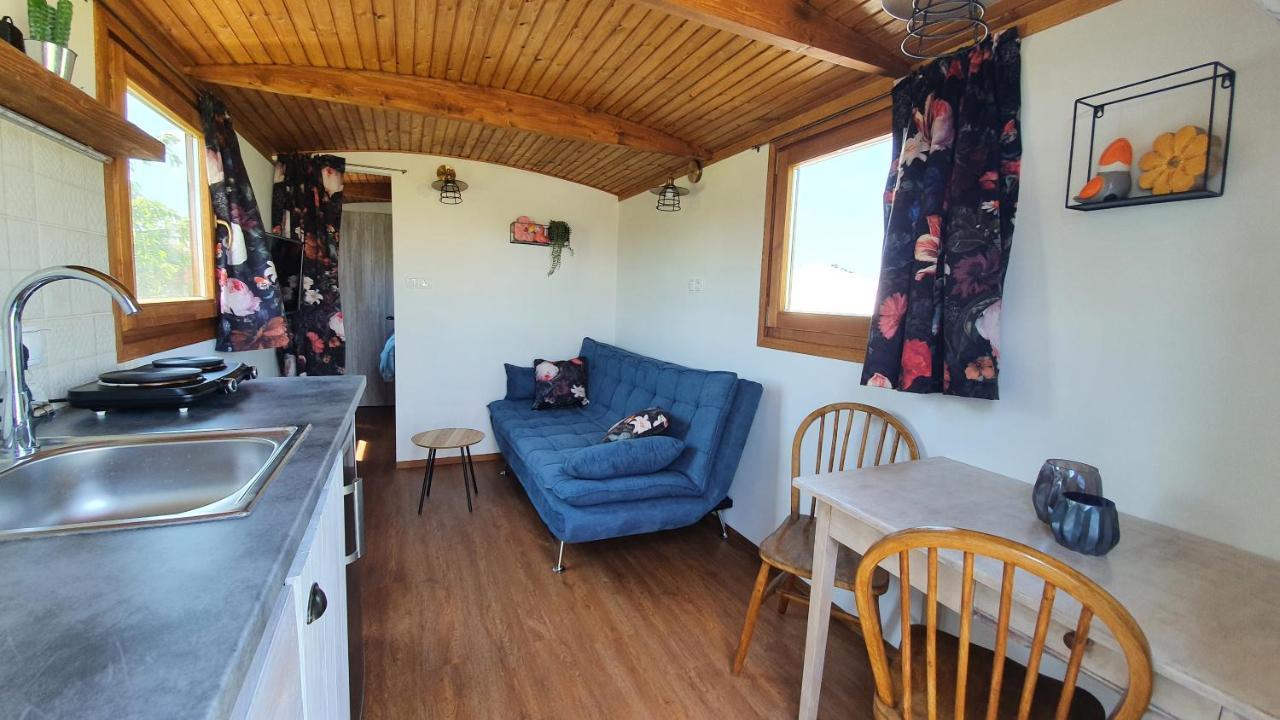 Tisza White House Bed & Breakfast Tiszaszolos Exterior foto